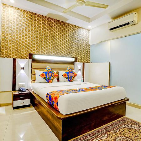 Hotel Naivedhya By Kwality Inn ธาเน ภายนอก รูปภาพ